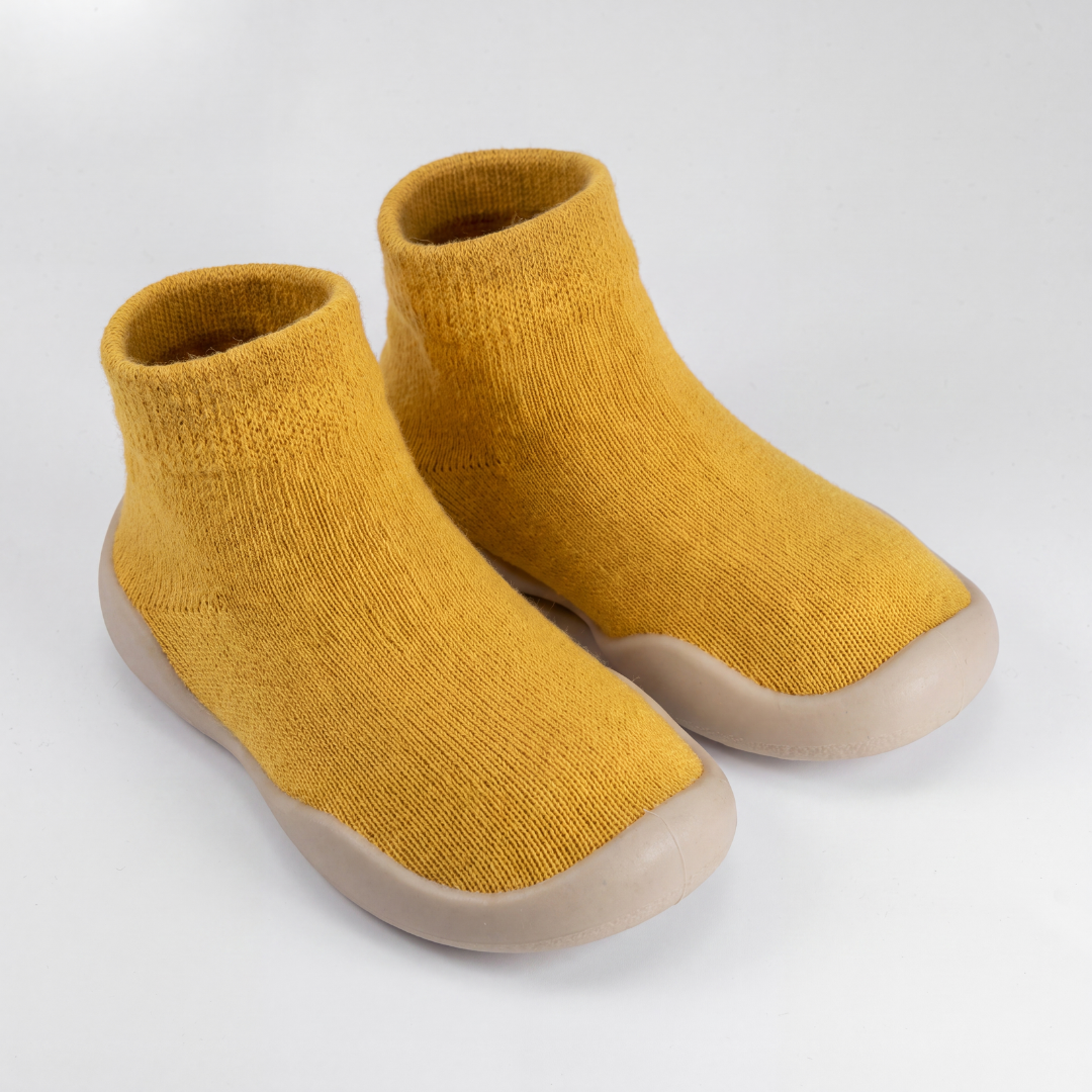 Tiny Explorings™ Kuschelige Sockenschuhe für kleine Entdecker