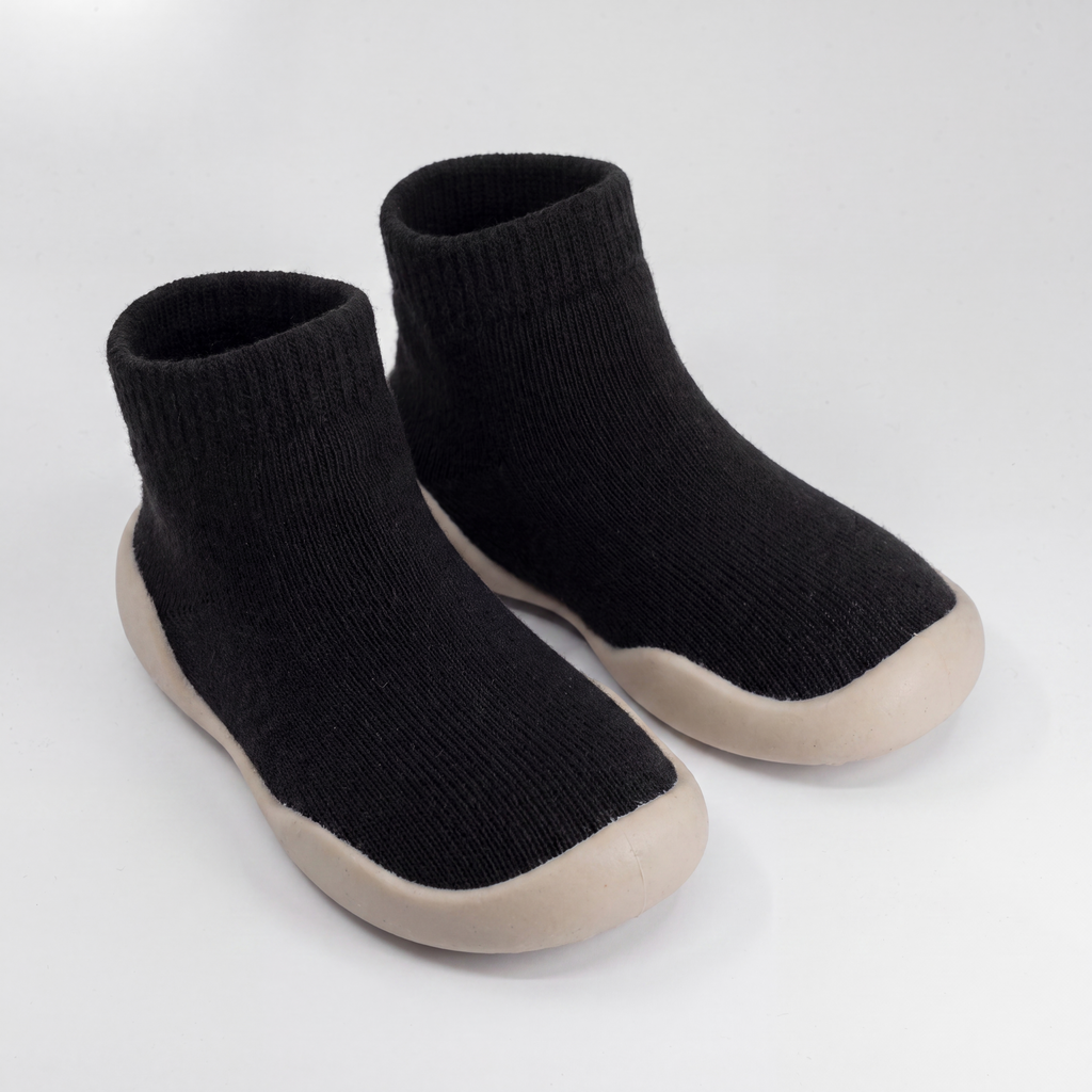 Tiny Explorings™ Kuschelige Sockenschuhe für kleine Entdecker